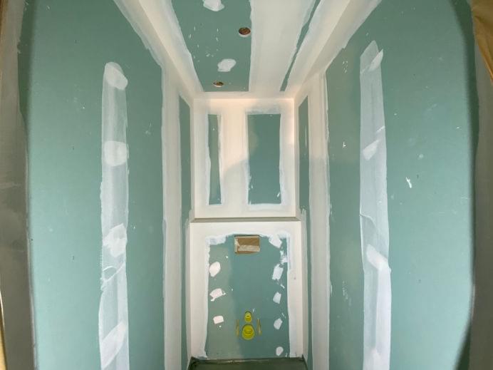 pomieszczenie przed szpachlowaniem